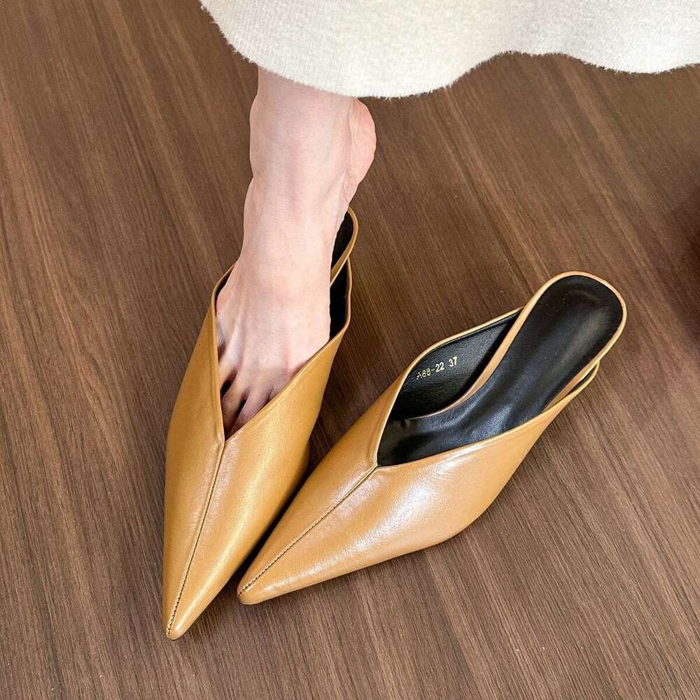 35-42 Plus Size Designer Shoe Super Slimming Pointed Toe for Women Outdoor Wear Spring/Summer 2025 Thin Heel Mules