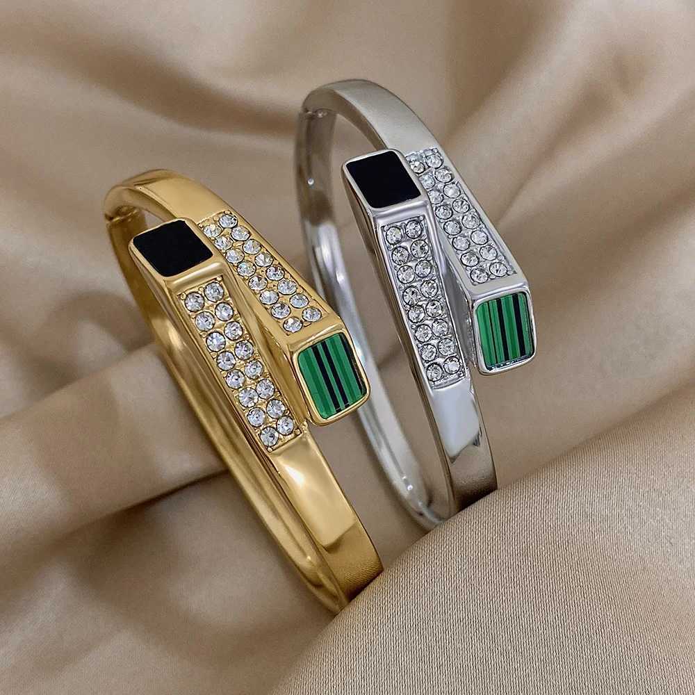 Vintage Cross Stainless Steel Bracelets for Women Gold Silver Color Enamel Rhinestone Smooth Cuff Bangle Waterproof Jewelry Y250904
