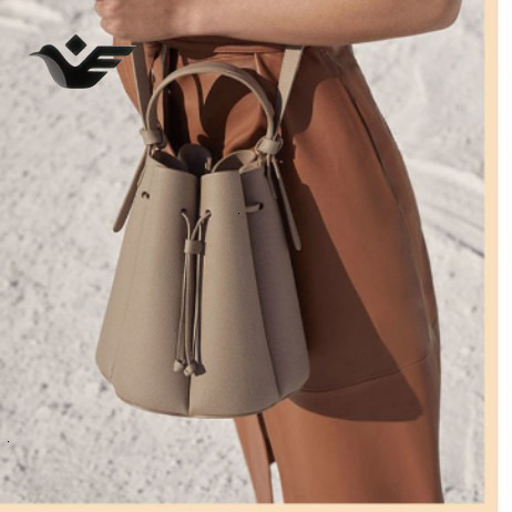 Feiyan Free Shipping New Designer Bag Luxury Shopping Bag Niche Design Petal Bag Cross-border Trendy Single Shoulder Crossbody Bag High-end Bucket Bag