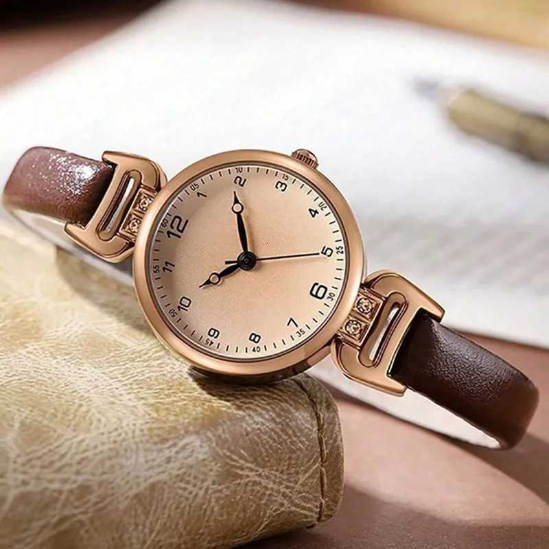 Ladiesstrap circar digital small dial retro British style niche light luxury fashionable quartz watch suitable for daily wear X250904