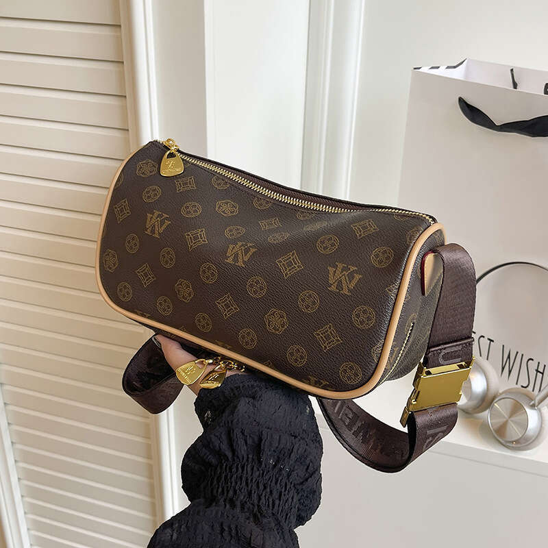 Designer Fashion Shoulder Bags Wide Strap Crescent for Women 2025 New Pattern Printed Ladies Chest Single Shoulder Crossbody Bag