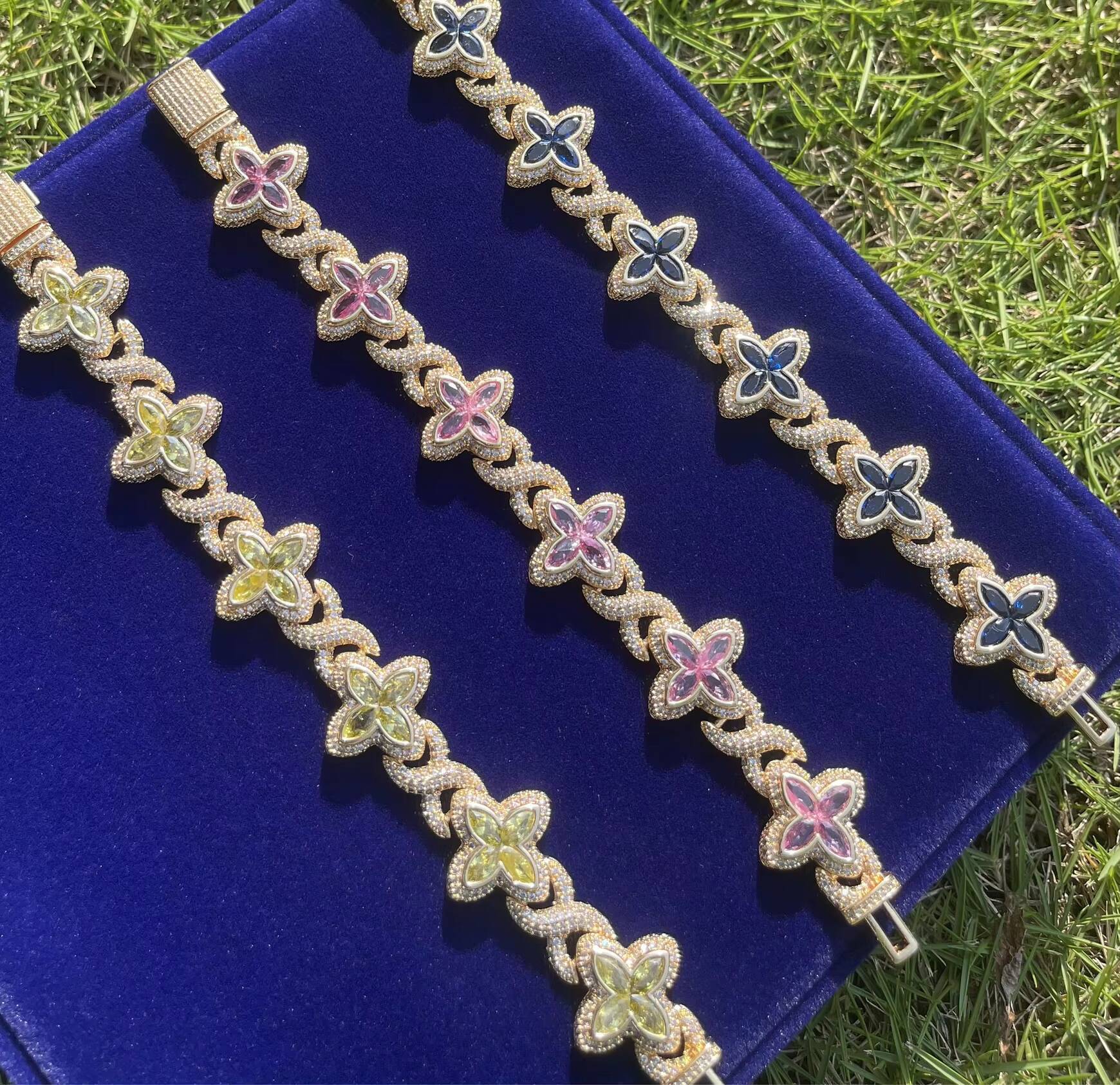 2025 BOYI Clover Moissanite bracelet Shamrock bracelet Personalized Fashionable Hip Hop Bracelet for Men and Women