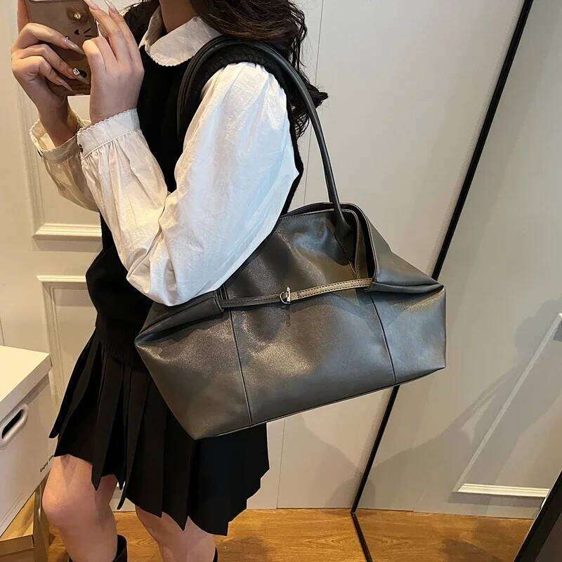 LEFTSIDE Big PU Leather Tote Bags for Women 2025 Y2K Ladies Shoulder Bag Female Retro Simple Designer Handbags and Pursesluxury bag tote bag