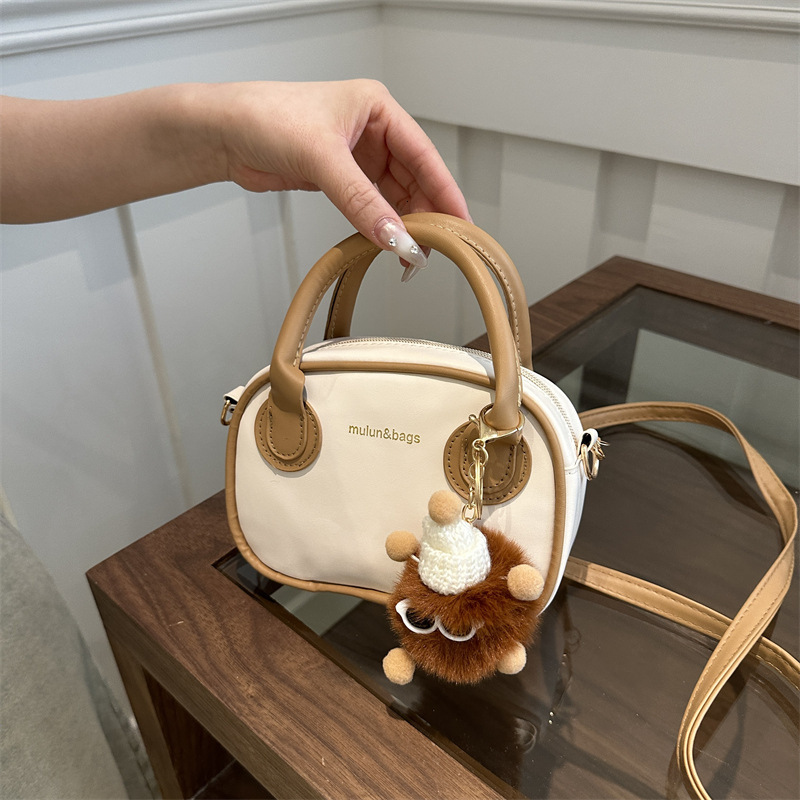 2025 autumn new fashion patch texture diagonal cross bag style elegant and trendy niche design handbag designer shoulder bag