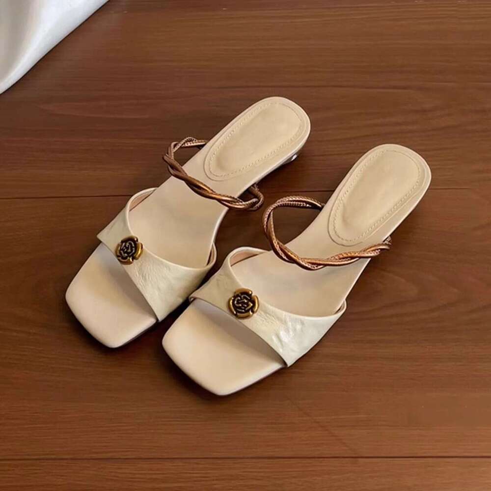 Sheepskin Version~ New Squ Toe Genuine Leather One-Strap Women's Outdoor Designer Shoe Open-Toe Camellia Low-Heel Sandals