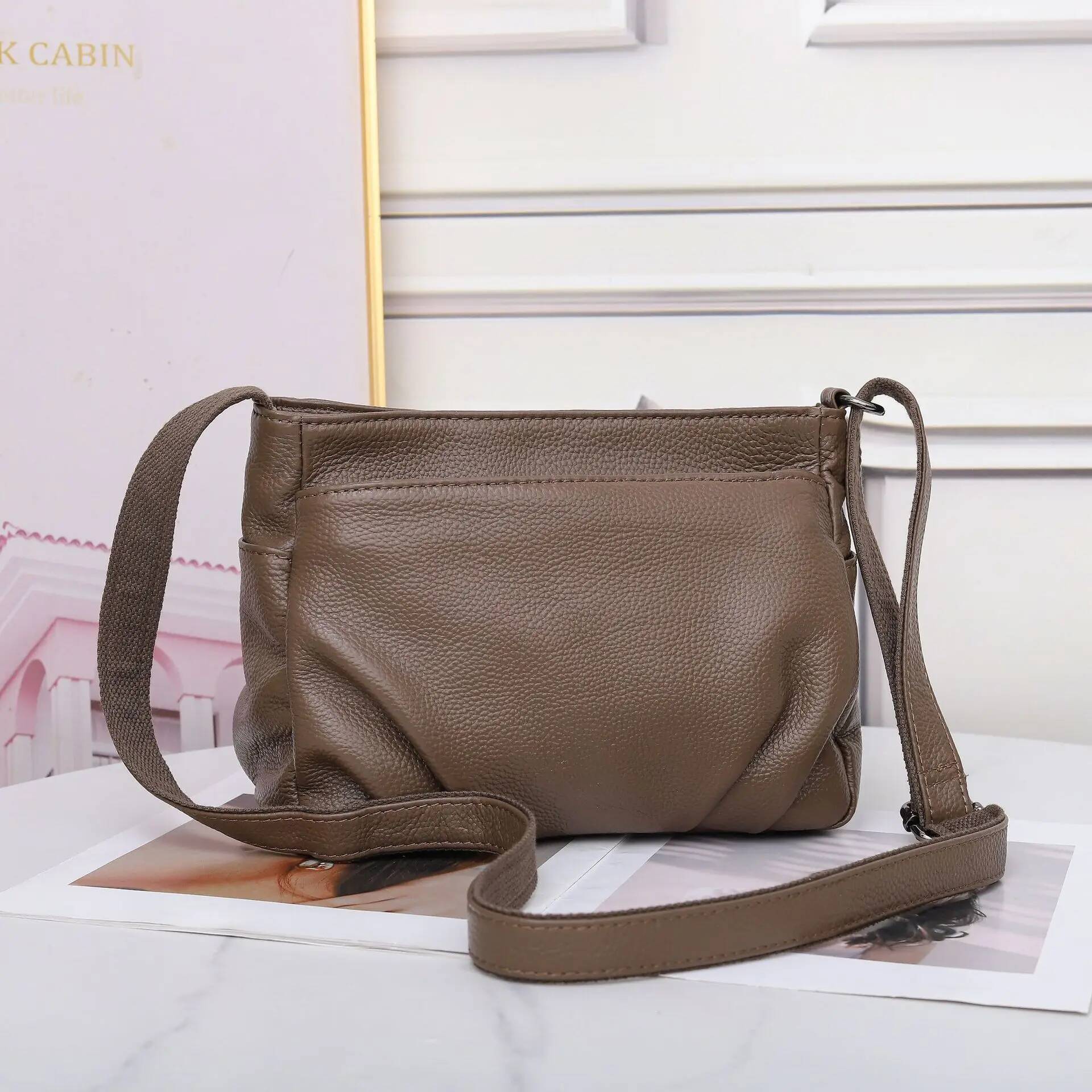 Women's Full-Grain Cowhide Leather Shoulder Bag - Spacious Convertible Tote with Multi-Compartment Organizer Commuter Handbag