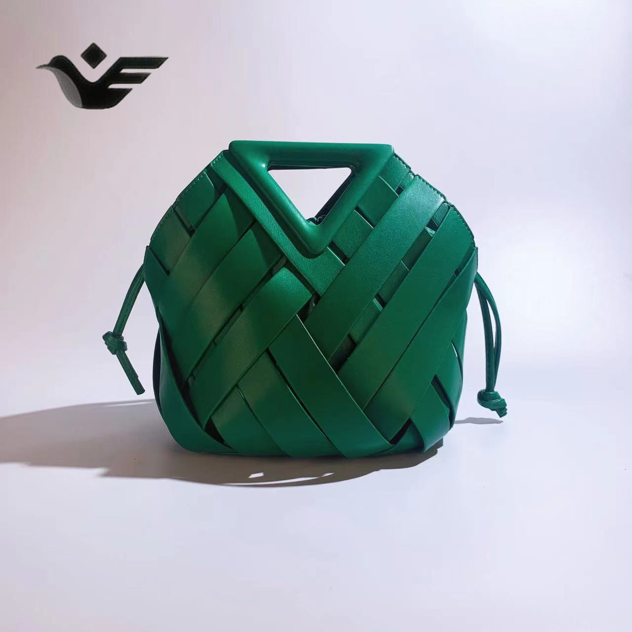 Feiyan Free Shipping New Designer Bag Luxury Shopping Bag Basket Triangle Magnetic Buckle Woven Hollow Women's Handbag Tote Shoulder Crossbody Ba