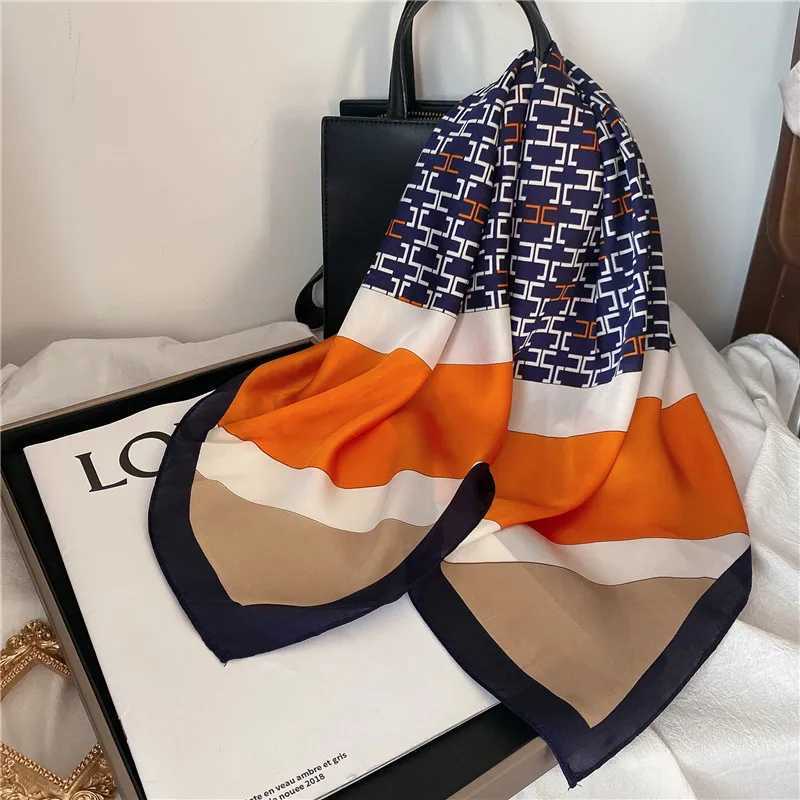 Luxury lia Print Silk Scarf Wen New Fashion Satin Neck Hair Tie Band Soft Work Neckerchife Hijab Fa FoardW251021
