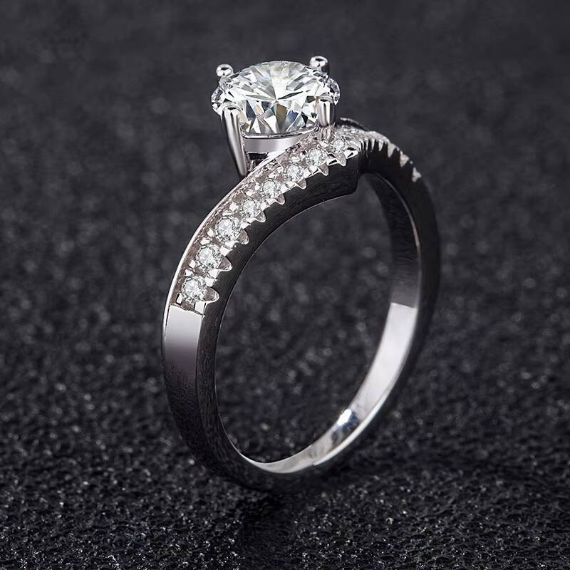 Forever love Promise Queen Joyful Charming Moissanite Luxury Silver 925 Simple Women Ring
