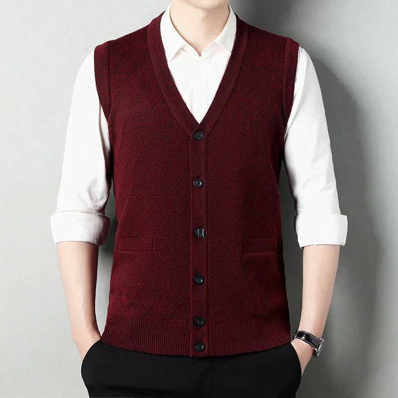 Mens Thickened Casual Sweater Tank Top Autumn and Winter Warm Mens Cardigan Tank TopXJ250904