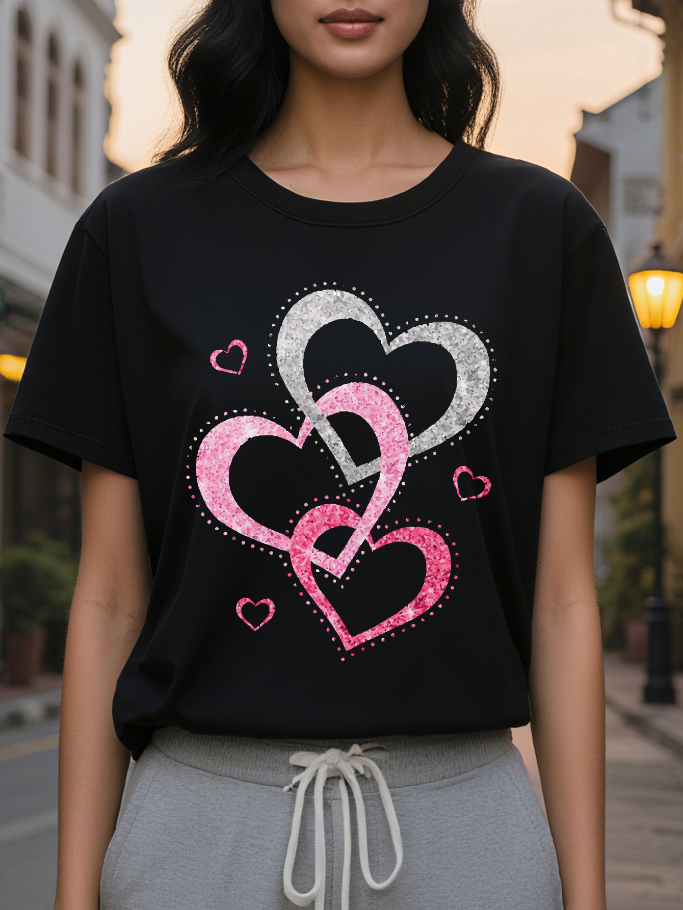 Spring and summer season women's clothing casual short-sleeved T-shirt with heart-shaped design perfect