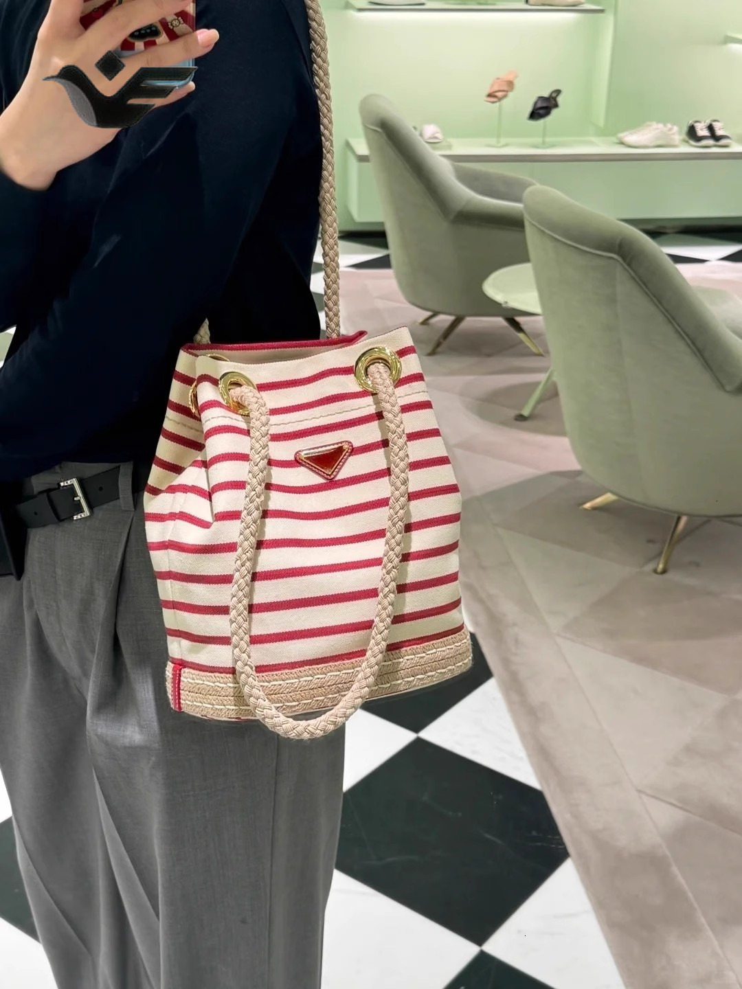 Feiyan Free Shipping New Designer Bag Luxury Shopping Bag Trendy Striped Drawstring Bucket Bag Large Capacity Commuter Women's Shoulder Underarm 