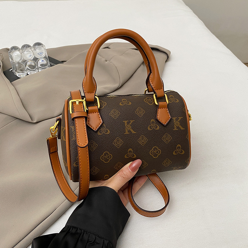 High-end cross-border bag for women 2025 new fashion European and American small Boston bag temperament printed shoulder messenger bag