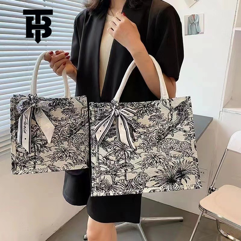 TB BHULAMTE Designer s bag New Women's Bag Trendy Fashion Commuter Large Capacity Tote Bag Girls Printed Shoulder Bag Backpack Manufacturer Whole