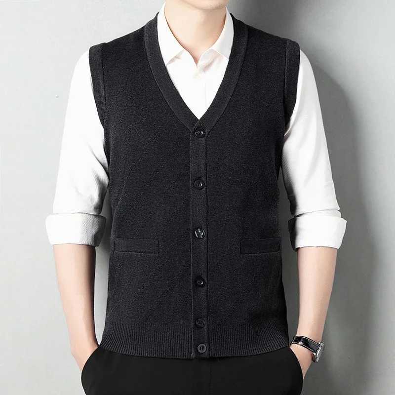 Mens Thickened Casual Sweater Tank Top Autumn and Winter Warm Mens Cardigan Tank TopXJ250904