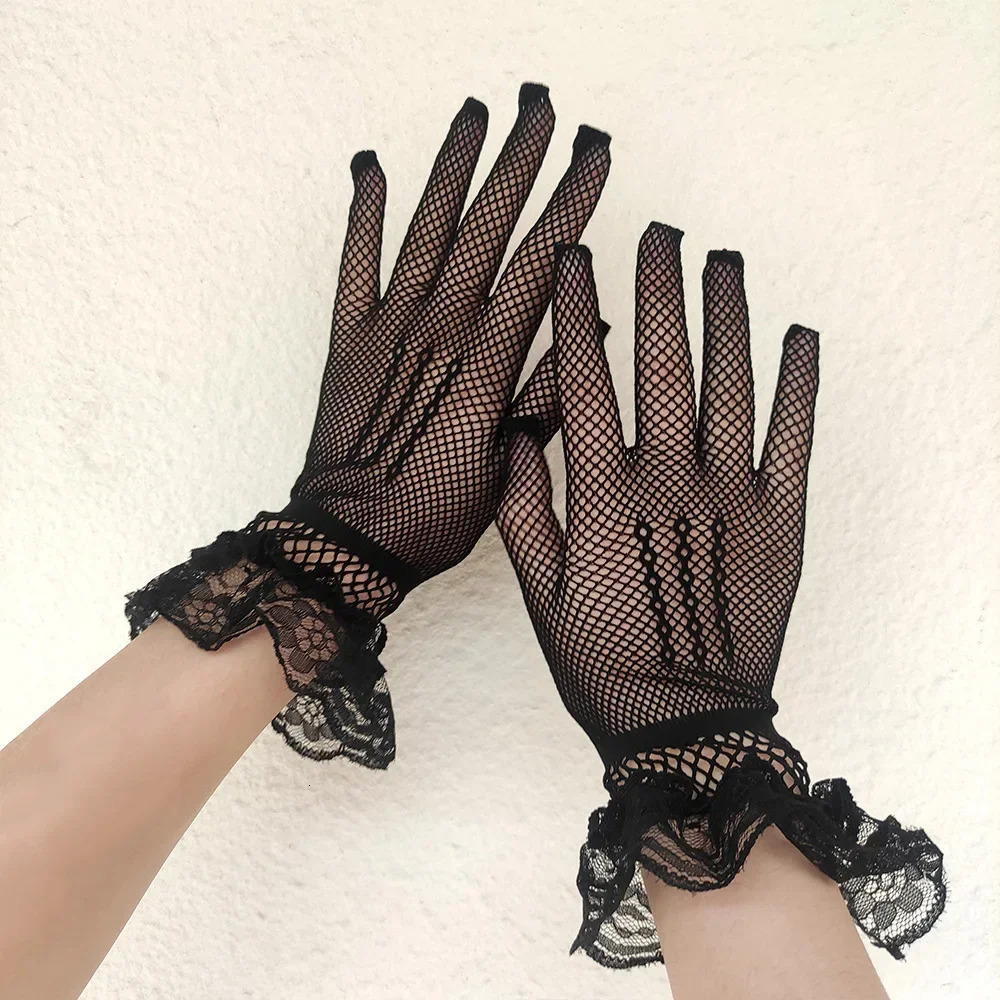 Black White Summer Uvproof Driving Gloves Female Thin Fishnet Mesh Gloves Fashion Ruffle Full Finger Lace Mittens250904