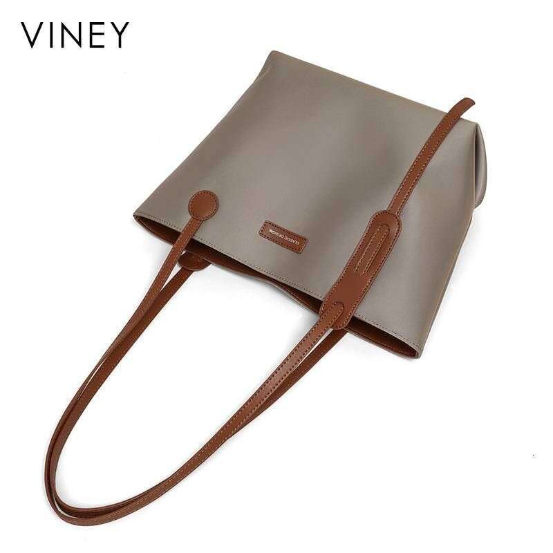 Niche High-capacity Tote Bags For Women 2025 New In Versatile Canvas Shoulder Bag Commuting Shopping Waterproof Totes Womens Bag