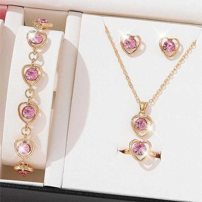 5PCS Set Fashion Elegance Rhinestone Double Heart GoldColor Heart Shed Jewelry Set Ring Earrings Necklace For Women JewelryXJ250904