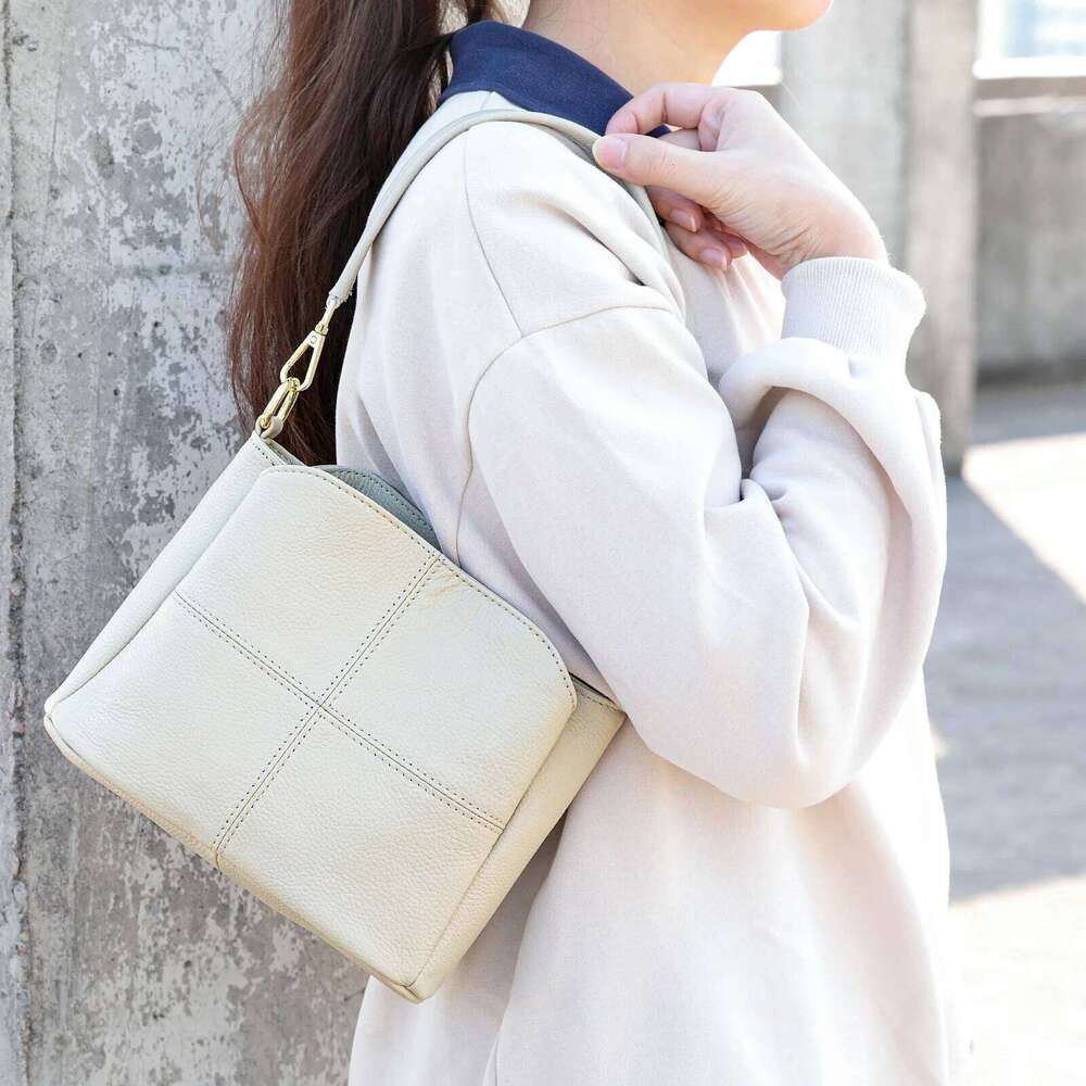 Genuine Leather women's crossbody High Quality First Layer Cowhide Shoulder bag large capacity versatile handbag for women