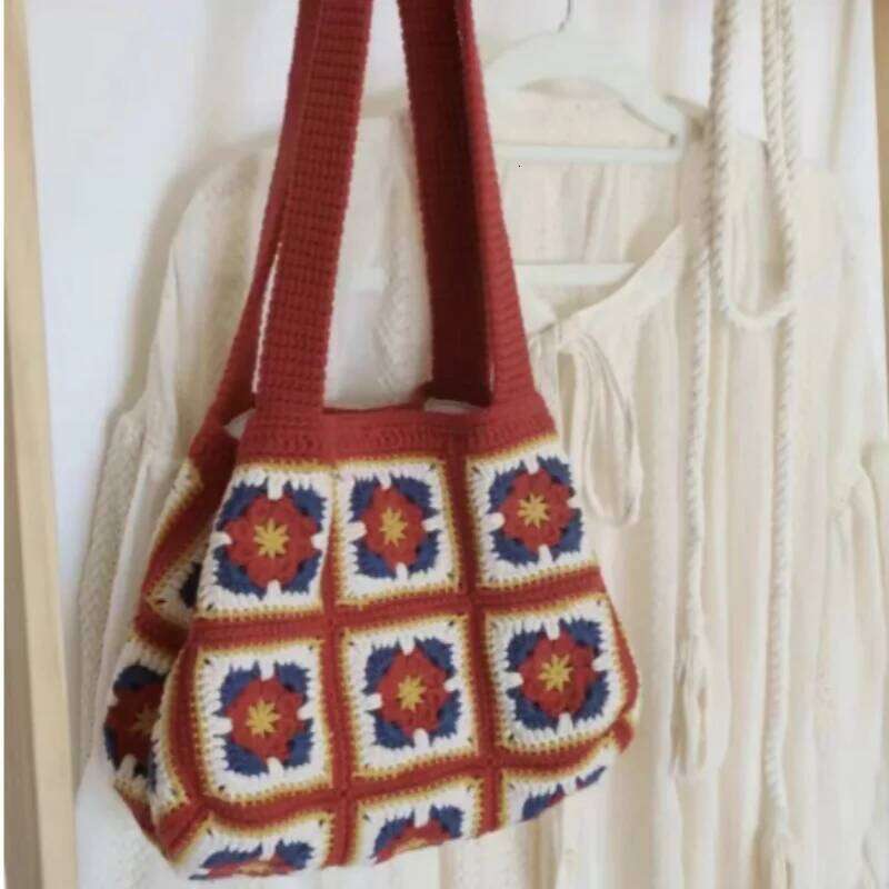 Handwoven flower shoulder with lining, handbag for shopping, women's leisure beach bag, item storage bag