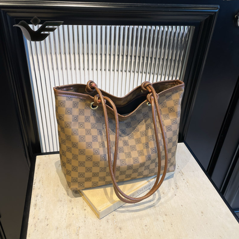 Feiyan Free Shipping New Designer Bag Luxury Shopping Bag 2025 New Fashion Simple Mother-daughter Printed Tote Bag Women's Shoulder Handbag One P