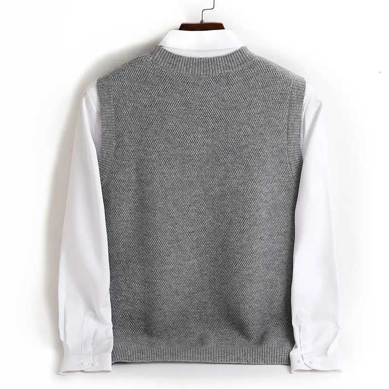 Mens Sweater Temperment Authentic AutumnWinter Sweater Tank Top Sweater Round Neck Vest Solid Color Knitted Sweater TOPXJ250904