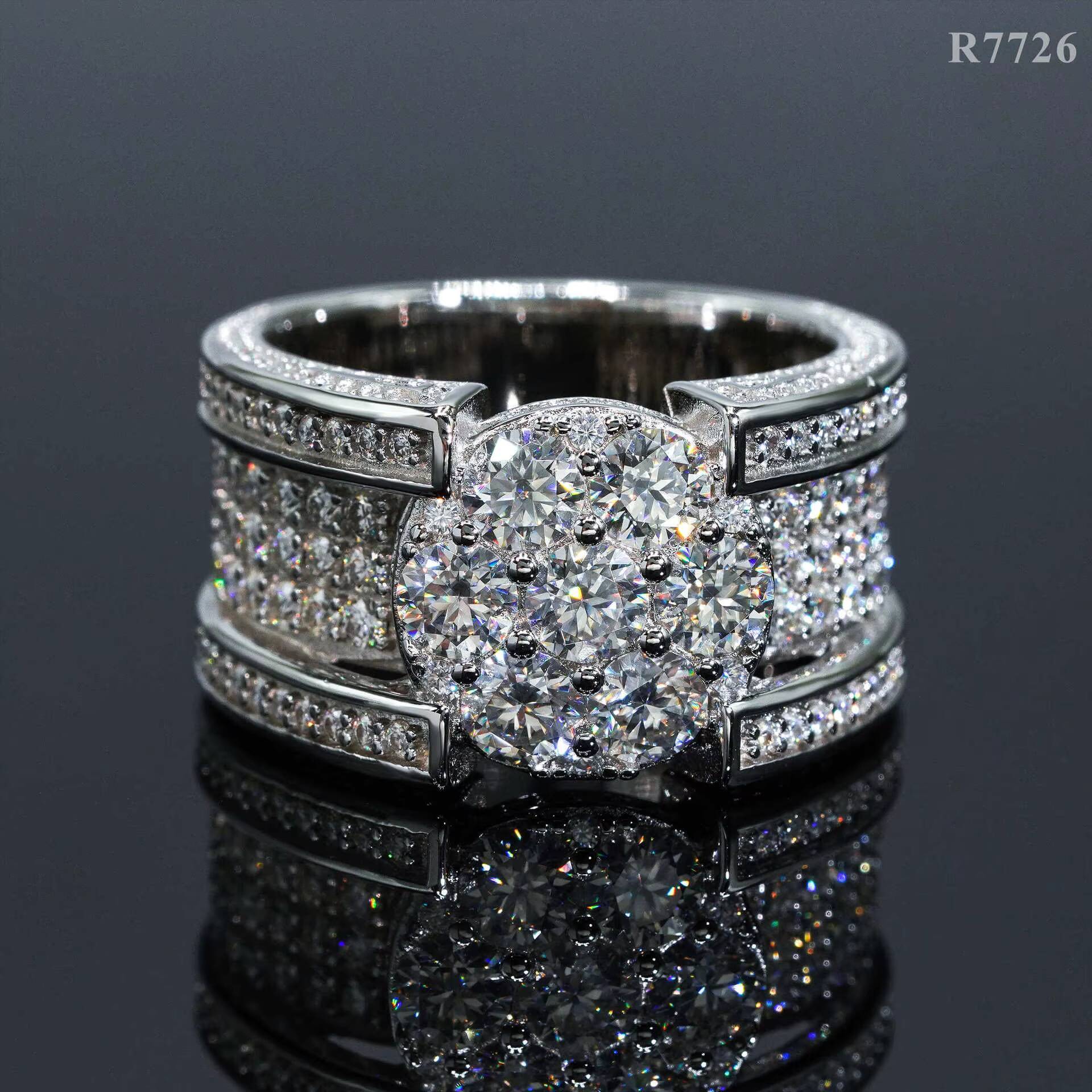 Luxury Iced Out Rings Men Luxury 925 Sterling Silver Diamond Vvs Moissanite Rings Women Custom Rings Factory Wholesale