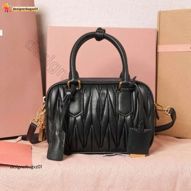 Sac Muimuubag Designer Bag Tote Bag Pleated Sheepskin Boston Small Bowling Ball Rich Lady Handbag Shoulder Bag Sacoche Homme Crossbody Square Bag Mulberrs Bags