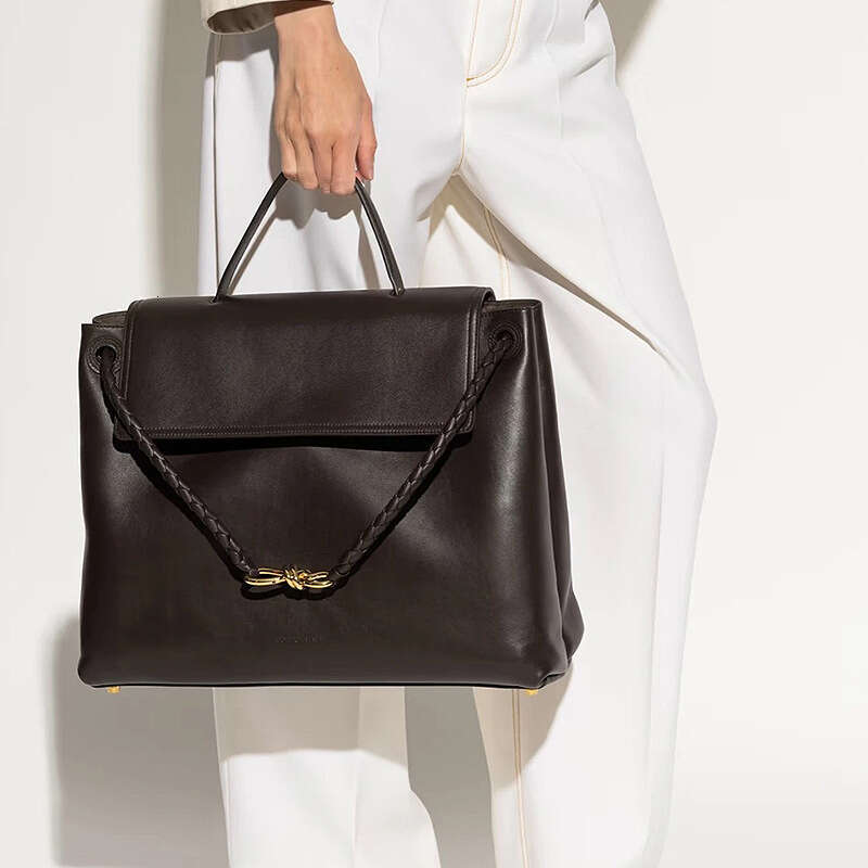 Luxury bag Hot Selling Plain Fashion Light Versatile Bowknot Gold Buckle Single Shoulder Crossbody Handheld Genuine Leather Tote Bag