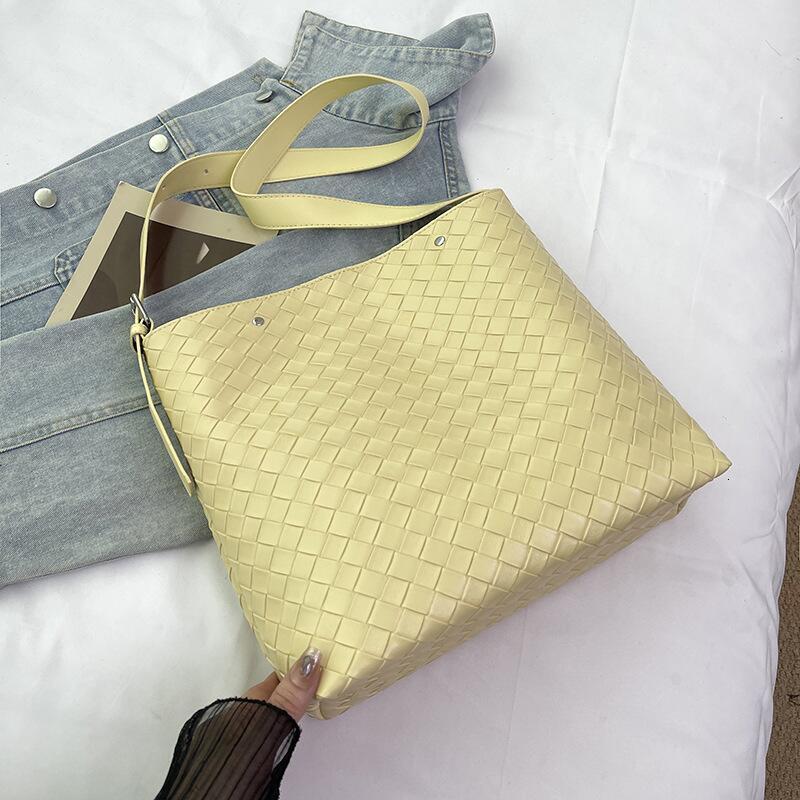 Guguo Designer Bag High-quality Texture Bag For Women, Luxury Bag New Chain Quilted Large Capacity Tote Bag, Fashionable Simple Elegant Shoulder Bag T