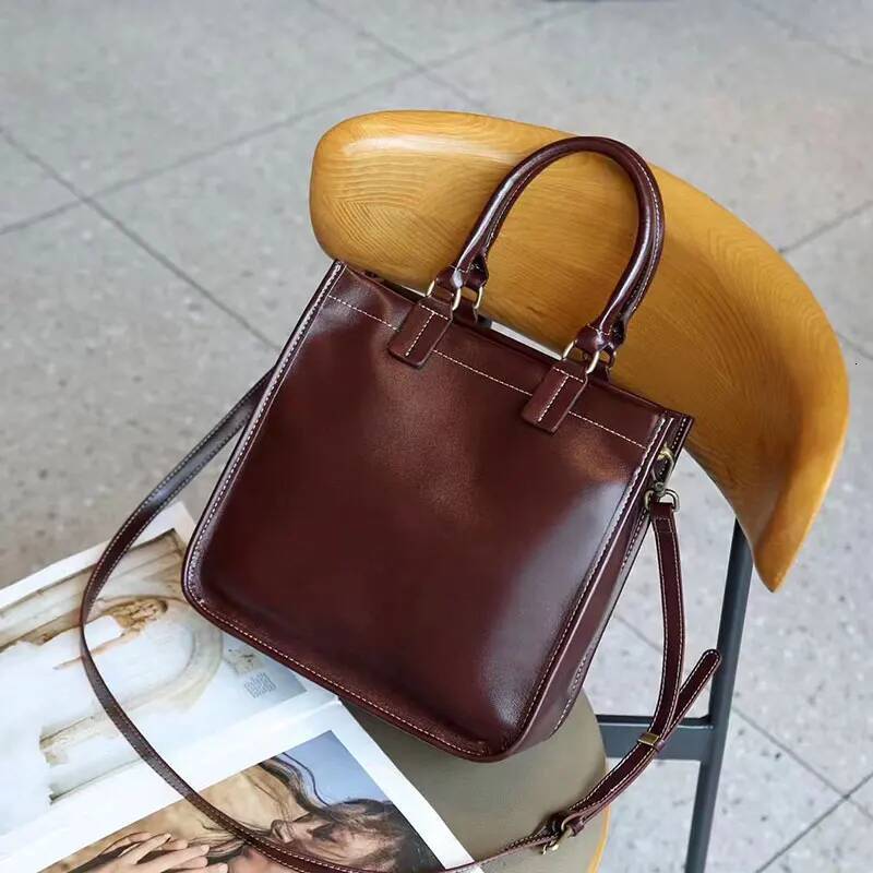 Genuine Leather Women's Vintage Handbags High Quality Cowhide Women Shoulder Bag Large Capacity Square Crossbody Bags