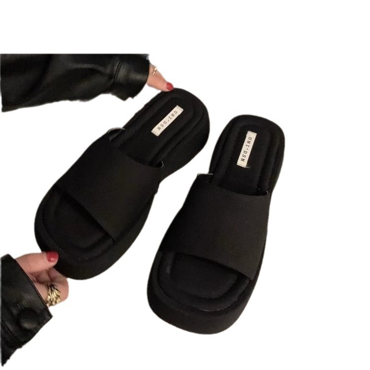 Designer Women's Thick Bottom Sandals 2025 New Fashionable High Heels Beach Slippers