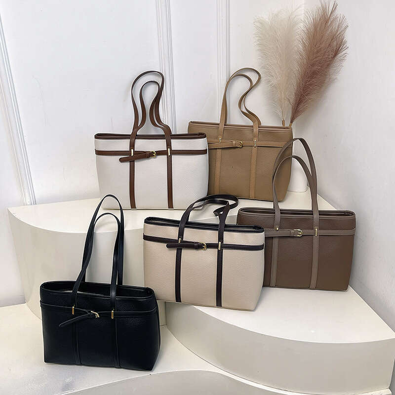 2025 New Korean Version Large Capacity for Women Versatile Commuter Tote Handbag Shoulder Bag