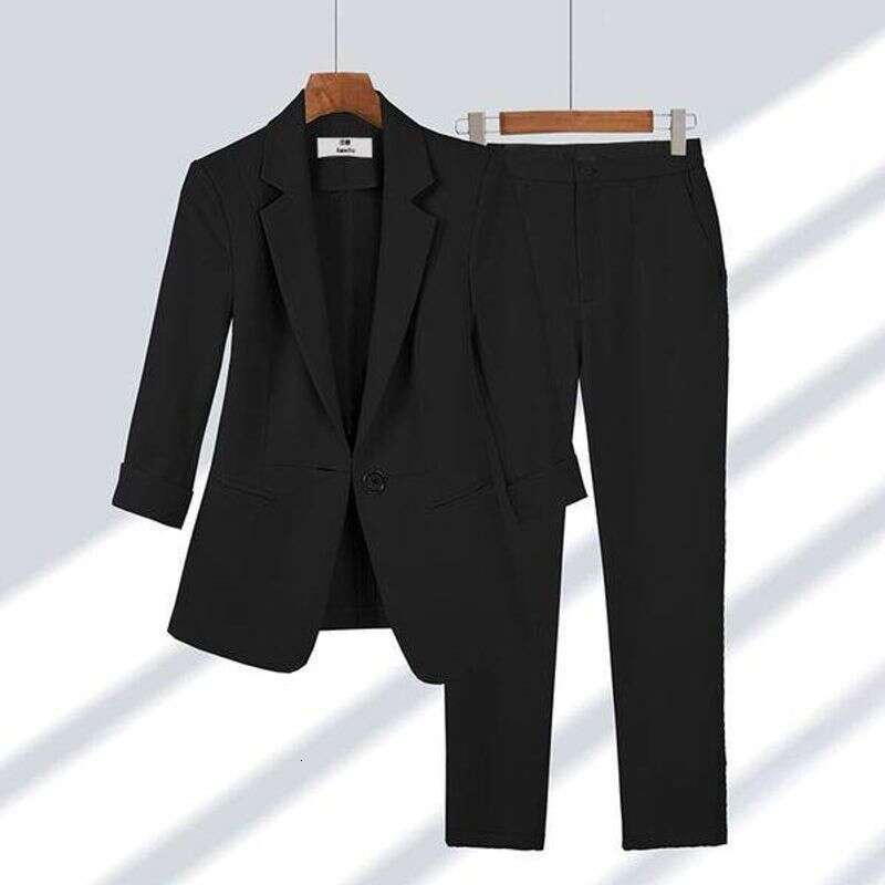 Thin Business Casual Nine-Quarter Sleeve Suit For Women