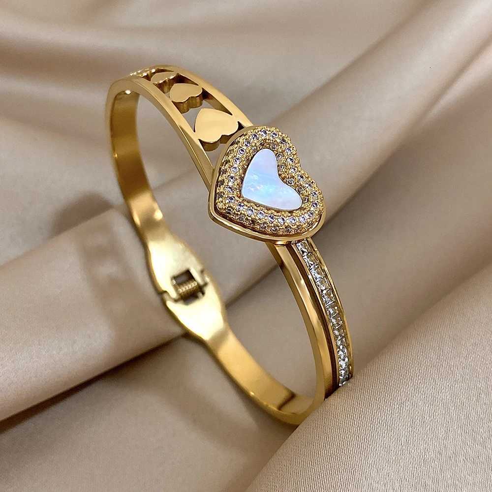 Stainless Steel Inlaid Shell Hollow Cuff Bangles for Women Fashion Gold Color Bracelet Valentines Day Gift Y250904