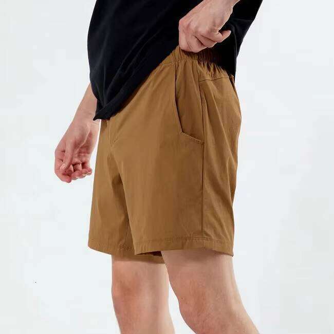 Summer Design Bermuda Men's Shorts Elastic Waist Three-Dimensional Pattern Casual Style Mid-Waist