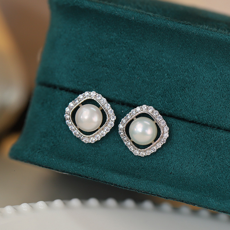 Tiqi Real Shot Geometric Square Designer Luxury Free Shipping Design Natural Freshwater Pearl French Retro Elegant Stud Earrings 925 Sterling Silver E