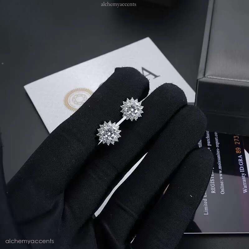 Goldleaf Fine GRA Certified Sier VVS Moissanite Stone Dainty Dia Stud Earrings for Women Romantic