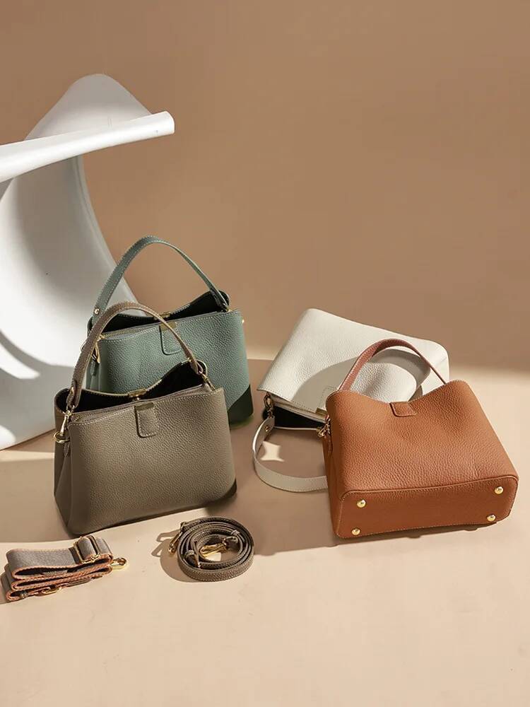 100% Genuine Leather Women's Crossbody 2025 Summer Female Shoulder Design Handbag phone makeup Bag Commuter