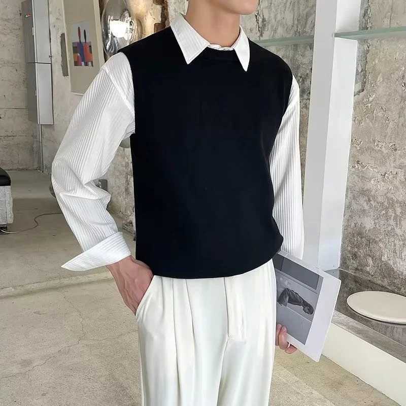 Black Man Clothes Waistcoat Vest Crewneck Sleeveless Blue Knitted Sweaters for Men Round Collar Sale Spring Autumn Baggy T ShirtXJ250904