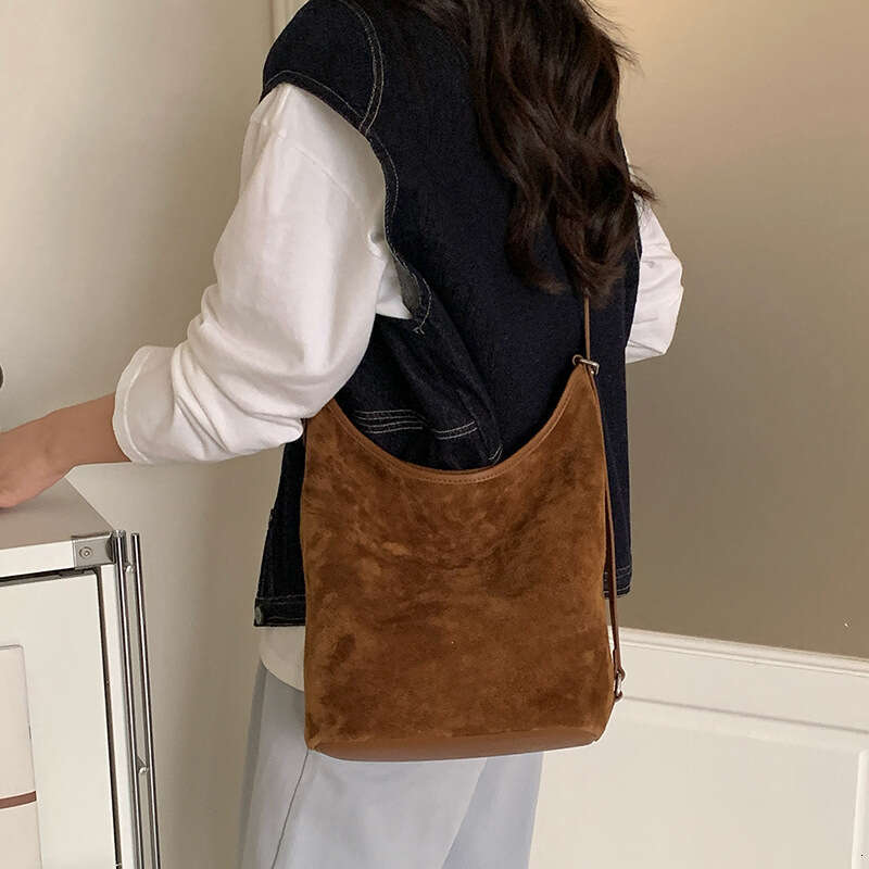 Luxury bag Top Layer Bucket New Minimalist Style Niche Suede Genuine Leather Single Shoulder Crossbody Bag for Women