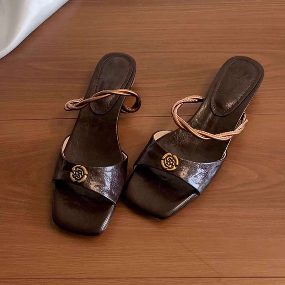 Sheepskin Version~ New Squ Toe Genuine Leather One-Strap Women's Outdoor Designer Shoe Open-Toe Camellia Low-Heel Sandals