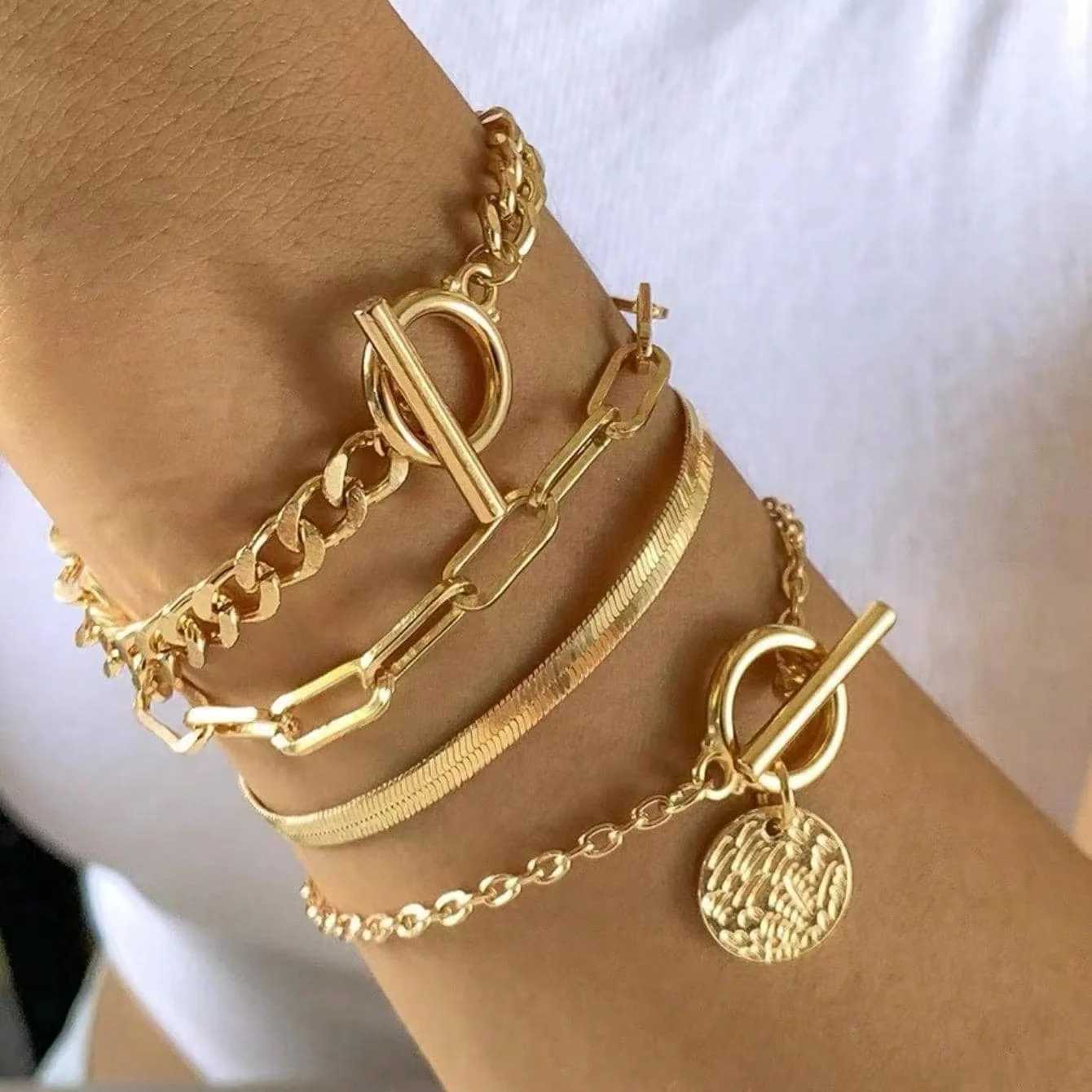 4pcs Bracelet Set Ladie Hip Hop Trend Snake Bone Chain Bracelet Sets Vintage Metal Ot Accories Combination JewelryXJ250904