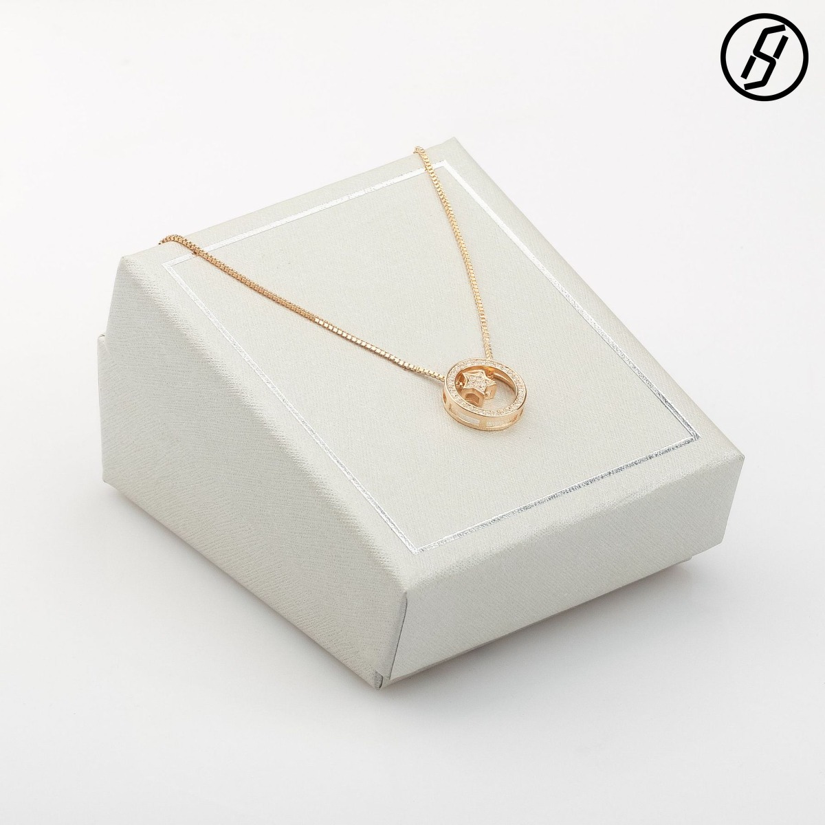 Round Star Necklace for Women Micro Inlay Diamond Water Sailor Moon Retro Circle Single Diamond Diamond Necklace Boutique Craft Designer Jewelry Origi