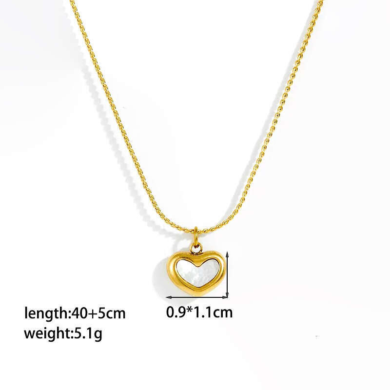 Shell Heart Necklace for Women Summer Light Niche Simple Minimalist Style Heart-shaped Collarbone Chain Versatile Accessories Set