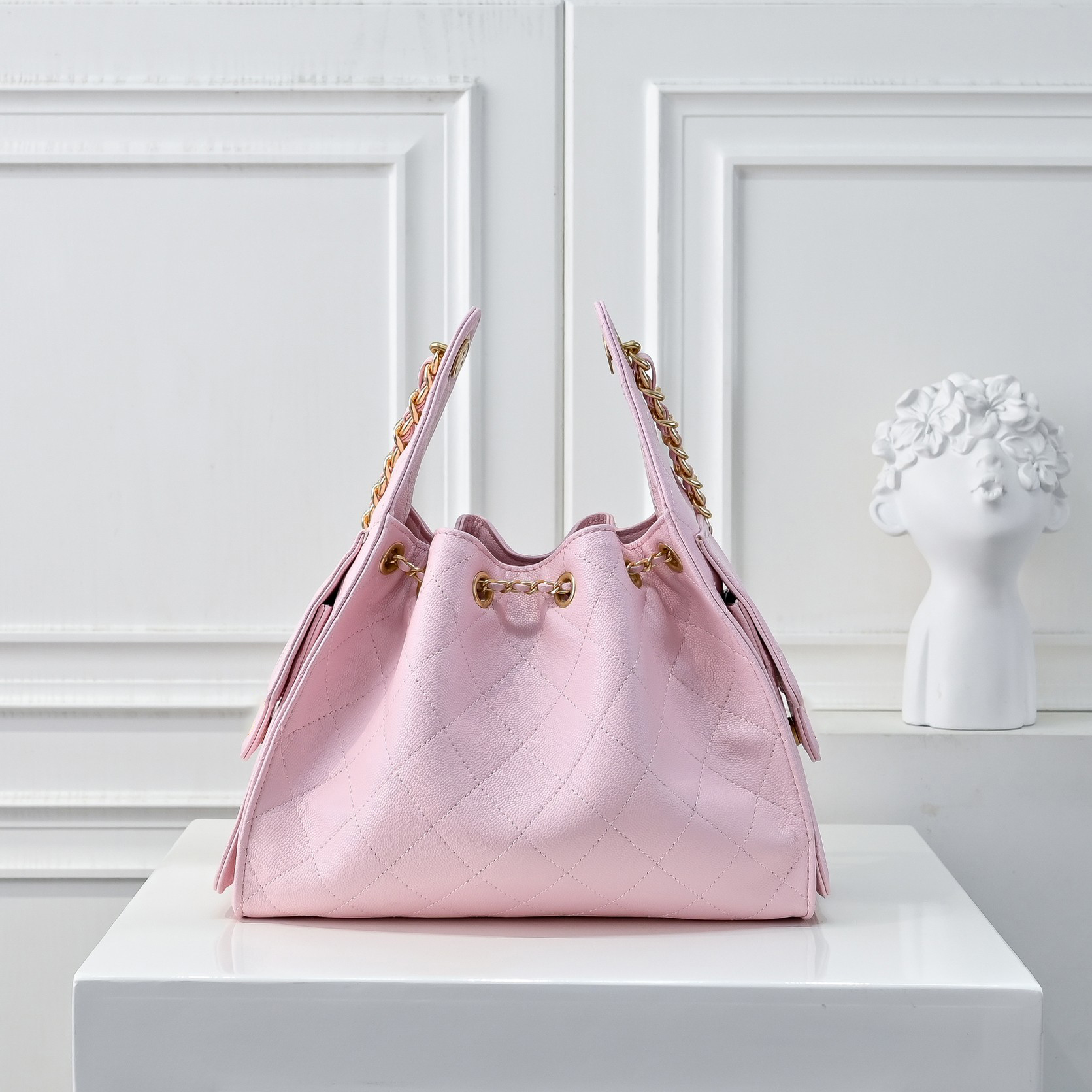 Mirror quality designer product 25bag black check pattern, gold chain retro large-capacity crossbody bag