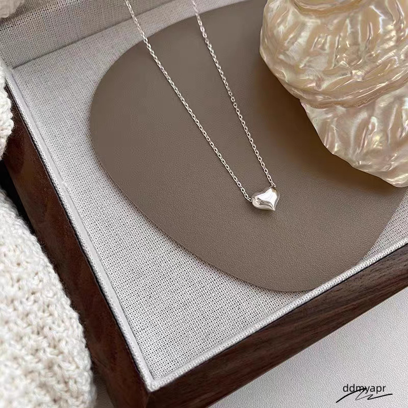 New Designer Women's S Sterling Sier Heart Necklace Ddmyday Is A Simple Personalized High End Collarbone Chain And Niche Design Pendant Jewelry F