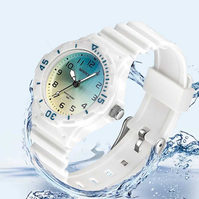 UTHAI Wen Watch Sports Fashion Trend Outdoor Waterproof Creative Fresh Fem High School Student Fashion Quartz Wristwatches X250904
