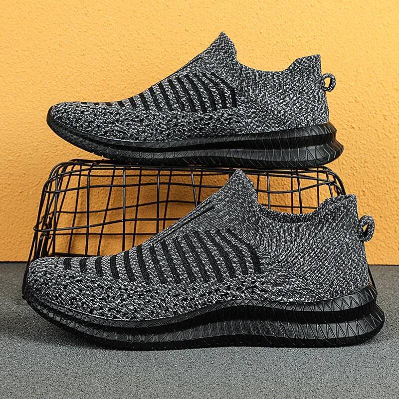 Breathable Men Casual Lightweight Outdoor Male Walking Anti-slip Men's Sneakers Slip on Flats Vulcanized Shoes ddmysaturn