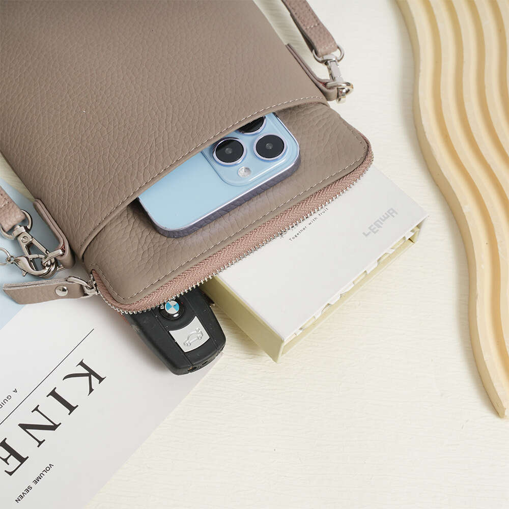 Genuine Leather Fashion Niche Design Shoulder Trendy New Cowhide Phone Crossbody Small Bag for Women designer wallet B5